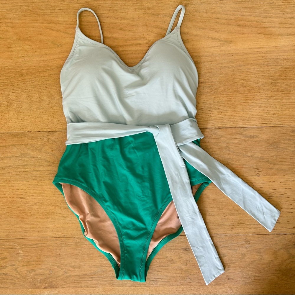 J. Crew color block one piece swimsuit- EUC
